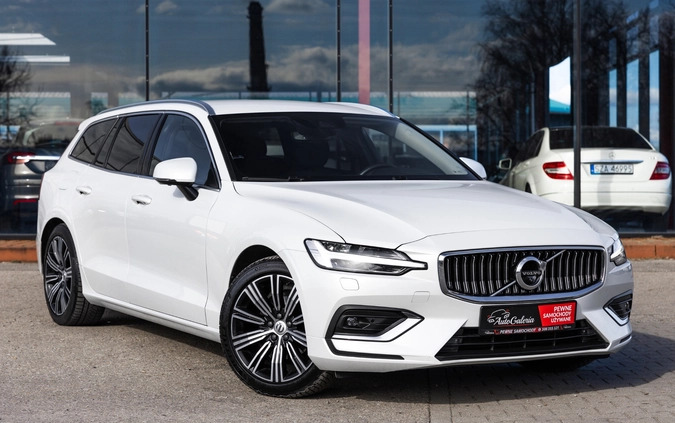 Volvo V60 cena 106900 przebieg: 162600, rok produkcji 2019 z Bobowa małe 781